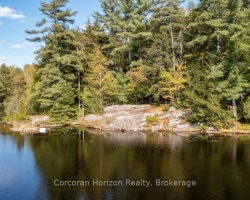 Cottage for Sale on Six Mile Lake