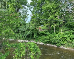 Cottage for Sale on Talbot 