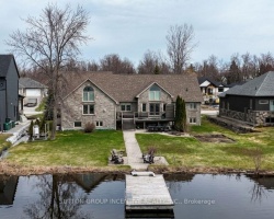 Cottage for Sale on Lake Simcoe