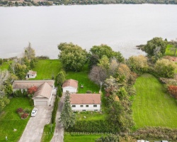 Cottage for Sale on Scugog Lake