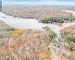 Cottage for Sale on Maclean Lake