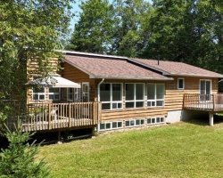 Cottage for Sale on Redstone Lake