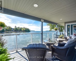 Cottage for Sale on Simcoe Lake