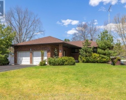 Cottage for Sale on Trent Severn