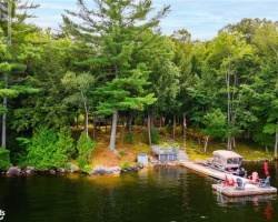 Cottage for Sale on Blackstone Lake