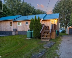 Cottage for Sale on Canal Lake