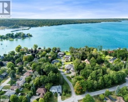 Cottage for Sale on Lake Couchiching