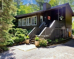 Property for Sale on 2517 Honey Harbour Road, Honey Harbour