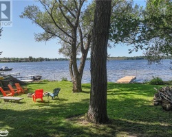 Cottage for Sale on Sparrow Lake