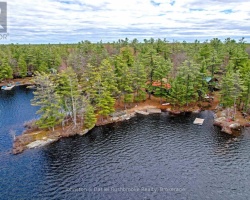 Cottage for Sale on Kahshe Lake