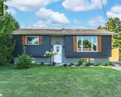 Property for Sale on 326 MCNICOLL Street, 