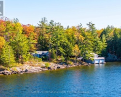 Cottage for Sale on Lake Muskoka