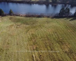 Cottage for Sale on North Branch Muskoka River