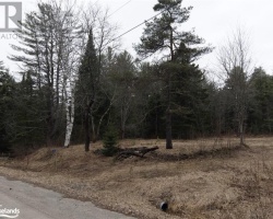 Property for Sale on 1061 Naismith Road, Bracebridge