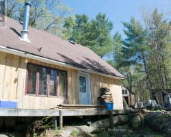 Property for Sale on 1800 BEAR CAVE RD, Muskoka Lakes