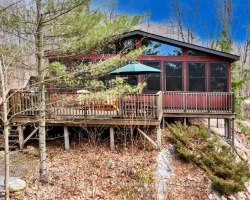 Cottage for Sale on Salmon Lake