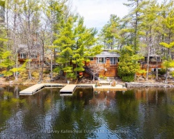 Cottage for Sale on Lake Muskoka