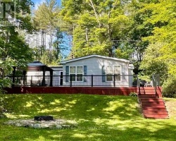 Cottage for Sale on Bonnie Lake
