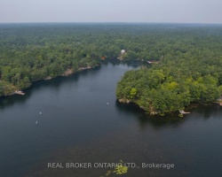 Cottage for Sale on Severn River