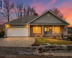 Property for Sale on 4 KENNEDY DRIVE, Kawartha Lakes (Fenelon Falls)