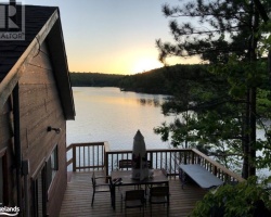 Cottage for Sale on Gull Lake