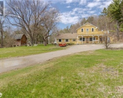 Property for Sale on 9271 Highway 118, Minden Hills
