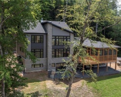 Property for Sale on 1008 Kingsridge Court, Lake Of Bays