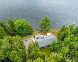 Cottage for Sale on Canning Lake