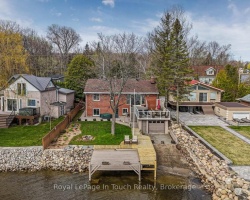 Cottage for Sale on Georgian Lake