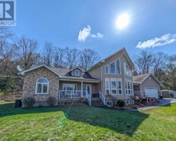 Property for Sale on 1441 CEDAR LANE, Bracebridge (Macaulay)