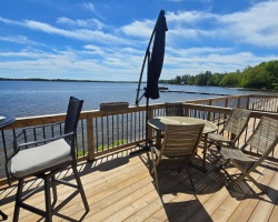 Cottage for Sale on Sparrow Lake