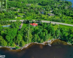 Cottage for Sale on Duck Lake