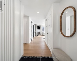 Cottage for Sale on Lake Simcoe