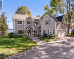 Cottage for Sale on Sturgeon Lake