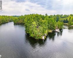 Cottage for Sale on Gull Lake