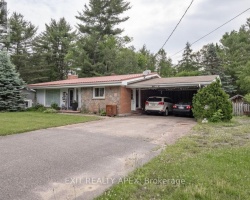 Property for Sale on 365 Wellington Street N, Bracebridge