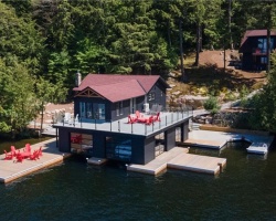 Cottage for Sale on Lake Rosseau