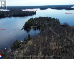 Cottage for Sale on Gloucester Pool