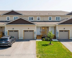 Property for Sale on 17 MCCONNELL CRESCENT, Bracebridge (Macaulay)