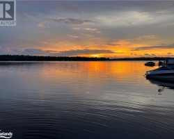 Cottage for Sale on Sparrow Lake