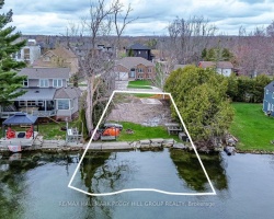 Cottage for Sale on Lake Couchiching