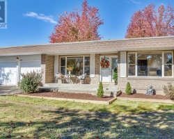 Cottage for Sale on Lake Couchiching
