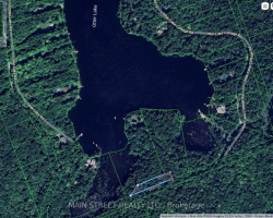 Cottage for Sale on Otter Lake