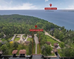 Cottage for Sale on Lake Simcoe