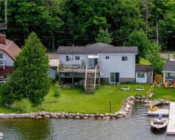 Cottage for Sale on Lake St. George