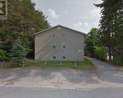 Property for Sale on 210 Maple Street, Bracebridge (Macaulay)