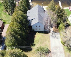 Property for Sale on 19 Hillcrest Ave, Kawartha Lakes