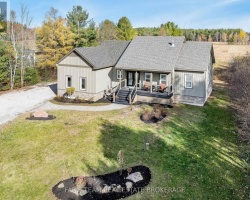 Property for Sale on 7589 CRONK SIDE ROAD, 