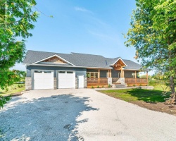 Property for Sale on 33 Coshs Road, Kawartha Lakes