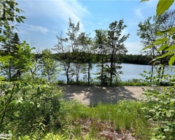 Cottage for Sale on Brady Lake